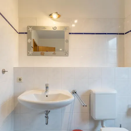 Appartementhausanlage Waterkant, &quotkajuete&quot * Boltenhagen (Ostseebad)