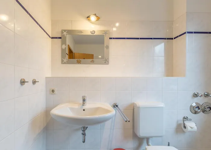 Appartementhausanlage Waterkant, &quotkajuete&quot * Boltenhagen (Ostseebad)